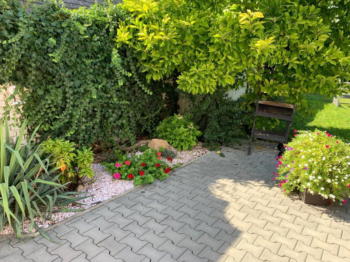 Alia House With Garden In Piestany Villa Eksteriør bilde